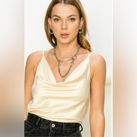 CHAMPAGNE COWL NECK TANK 🍾 - Picture 2 of 8